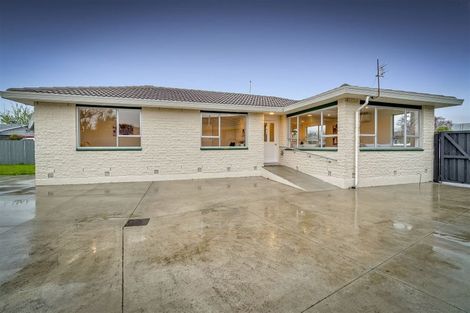 Photo of property in 18 Stacey Place, Woolston, Christchurch, 8062