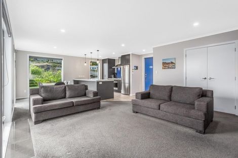 Photo of property in 13 Banks Boulevard, Whitby, Porirua, 5024