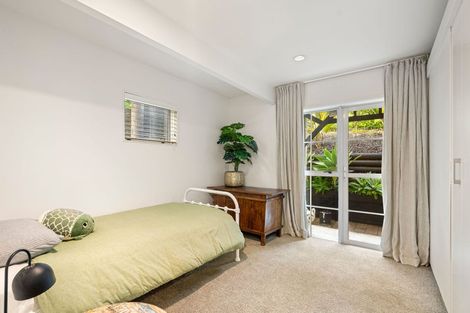 Photo of property in 1/35 Newhaven Terrace, Mairangi Bay, Auckland, 0630