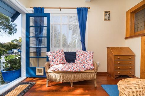 Photo of property in 136 Russell Street, Palmerston North, 4414