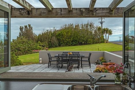 Photo of property in 307 Ngahere Park Road, Turitea, Palmerston North, 4472