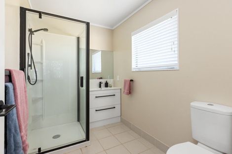 Photo of property in 73 Osprey Drive, Welcome Bay, Tauranga, 3112
