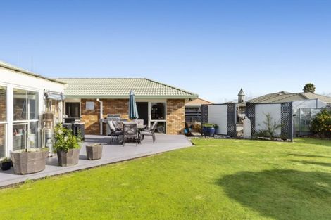 Photo of property in 18 Lotus Avenue, Mount Maunganui, 3116