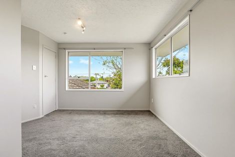 Photo of property in 5 Norrie Street, Redwood, Christchurch, 8051