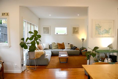 Photo of property in 755 West Coast Road, Oratia, Auckland, 0604