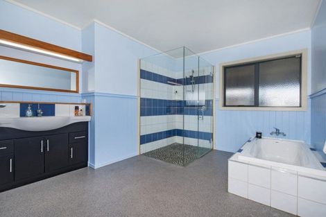 Photo of property in 942 Tapuhi Road, Hukerenui, Hikurangi, 0182