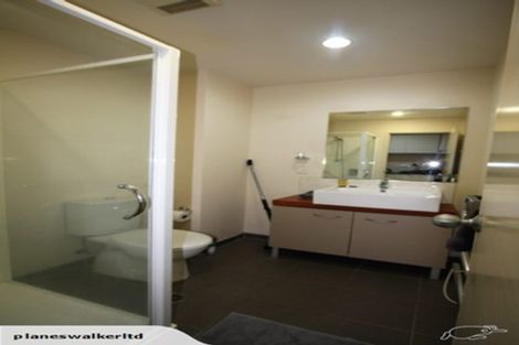 Photo of property in The Metropolis Apartments, 809/1 Courthouse Lane, Auckland Central, Auckland, 1010