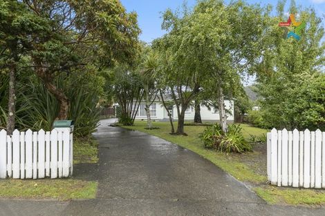 Photo of property in 16 Mimihau Grove, Wainuiomata, Lower Hutt, 5014