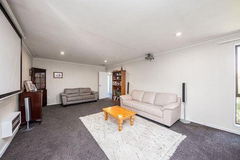 Photo of property in 156 Sawyers Arms Road, Northcote, Christchurch, 8052