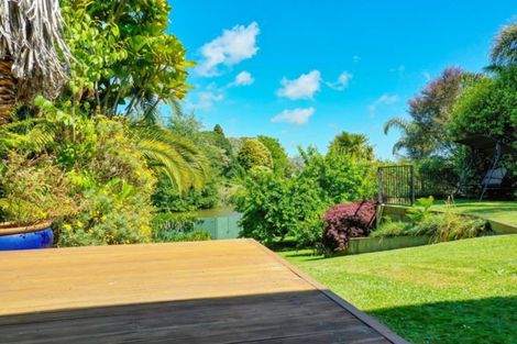 Photo of property in 10 Lakeview Place, Whakatane, 3120