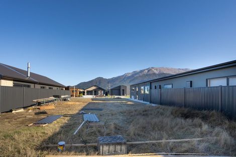Photo of property in 3 Guthrie Street, Lake Hawea, 9382
