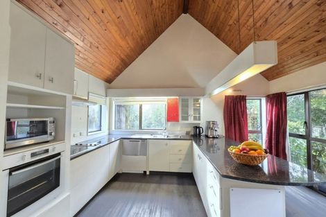 Photo of property in 100 Rimu Road, Raumati Beach, Paraparaumu, 5032