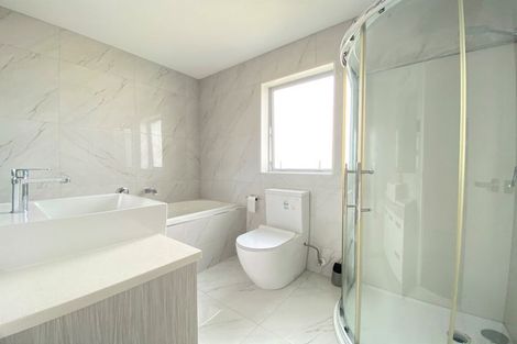 Photo of property in 24 Pencaitland Drive, Flat Bush, Auckland, 2019