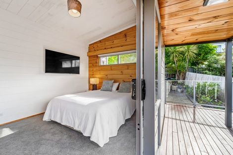 Photo of property in 79 Clinton Road, Tawharanui Peninsula, Warkworth, 0986