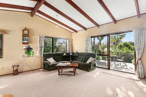 Photo of property in 115 State Highway 2, Katikati, 3170