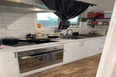 Photo of property in 2/5 Amandale Avenue, Mount Albert, Auckland, 1025