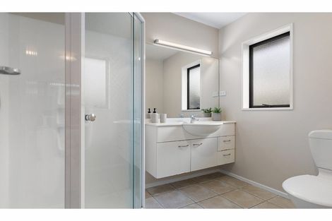 Photo of property in 17 Sutton Place, Dallington, Christchurch, 8061