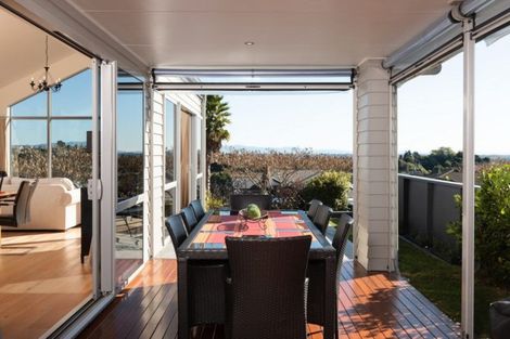 Photo of property in 22 Estuary View Road, Welcome Bay, Tauranga, 3112