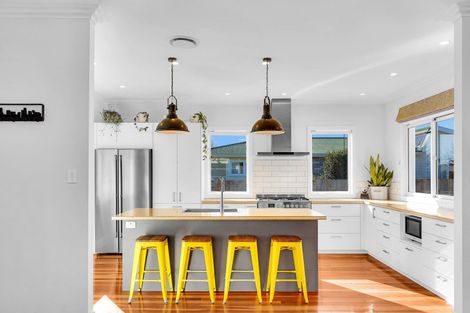 Photo of property in 713 Rainbow Avenue, Parkvale, Hastings, 4122