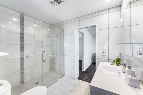 Photo of property in 12 Malabar Drive, Ellerslie, Auckland, 1051