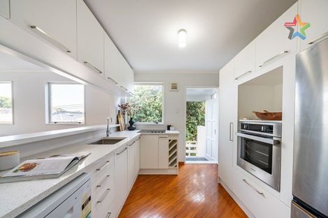 Photo of property in Mcfarlane Mews, 7/2 Mcfarlane Street, Mount Victoria, Wellington, 6011