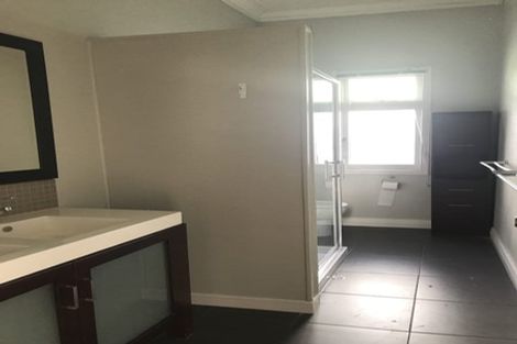 Photo of property in 2 Chatham Avenue, Mount Albert, Auckland, 1025