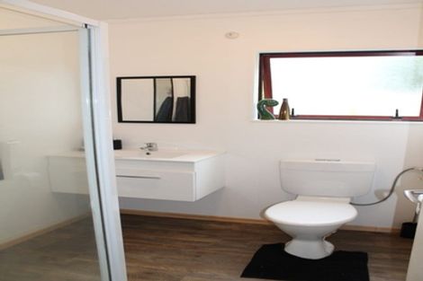 Photo of property in 479 Albert Street, Coromandel, 3506