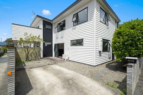 Photo of property in 7 Phillip Street, Johnsonville, Wellington, 6037
