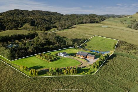 Photo of property in 150 Pigs Head Road, Whakapara, Hikurangi, 0184