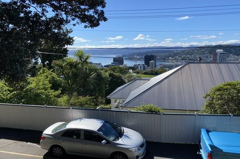 Photo of property in 23 Rawhiti Terrace, Kelburn, Wellington, 6012