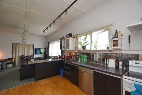 Photo of property in 205 Princes Street, Strathern, Invercargill, 9812