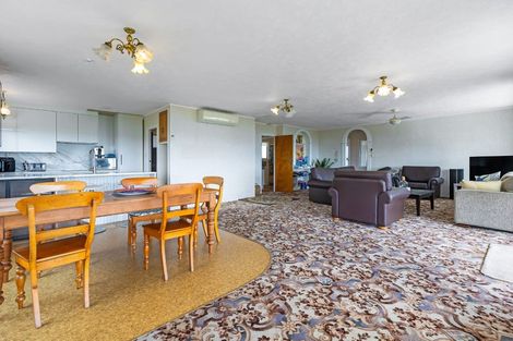 Photo of property in 20 Leslie Road, Cable Bay, 0420