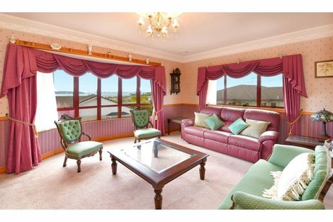 Photo of property in 54 Cherub Place, West Harbour, Auckland, 0618