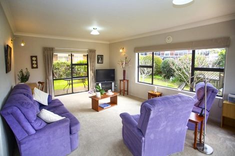 Photo of property in 114 Moana Anu Anu Avenue, Whangamata, 3620