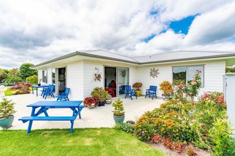 Photo of property in 39 Tiria Lane, Waipu, 0582