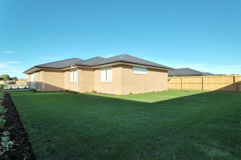 Photo of property in 5 Keeper Close, Woodend, 7610