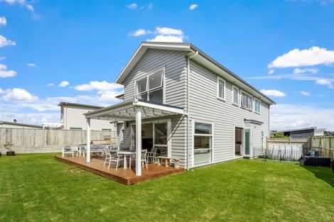 Photo of property in 21 Tyler Davies Drive, Red Beach, 0932