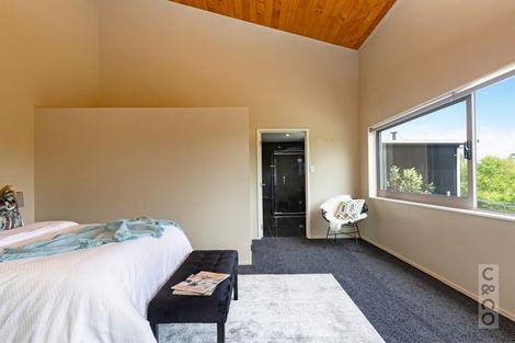 Photo of property in 69a Waikoukou Valley Road, Waimauku, 0882