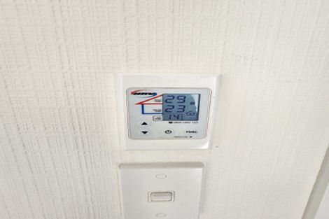 Photo of property in 43 Girrahween Drive, Totara Vale, Auckland, 0629