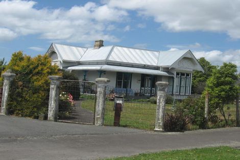 Photo of property in 3 Tiraumea Road, Pahiatua, 4910