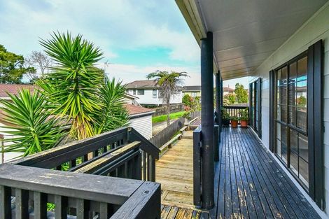 Photo of property in 34 Mcquarrie Avenue, Wattle Downs, Auckland, 2103