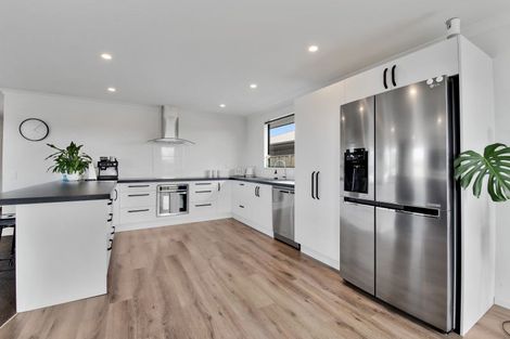 Photo of property in 6 Awatere Street, Pegasus, 7612