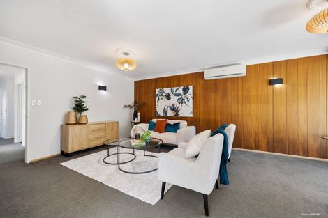 Photo of property in 34 Meadway, Sunnyhills, Auckland, 2010