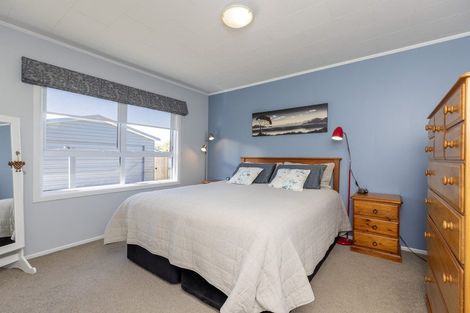 Photo of property in 71 Donovan Road, Paraparaumu Beach, Paraparaumu, 5032