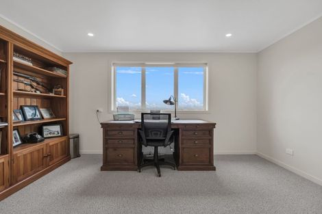 Photo of property in 114 Kaitemako Road South, Ohauiti, Tauranga, 3173