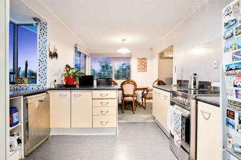 Photo of property in 61 Sunline Avenue, Massey, Auckland, 0614