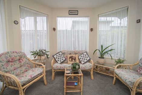 Photo of property in 2/2a Chalmers Street, Highfield, Timaru, 7910