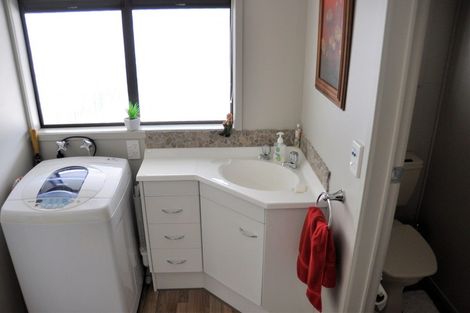 Photo of property in 43d Otuturu Crescent, Ruamahunga, Thames, 3575