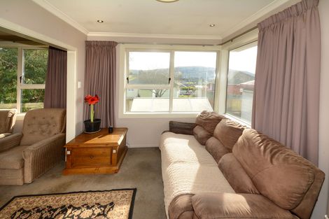 Photo of property in 308 Brockville Road, Brockville, Dunedin, 9011