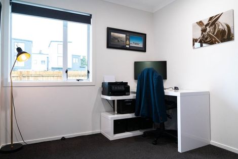 Photo of property in 1/18 Crosby Road, West Harbour, Auckland, 0618